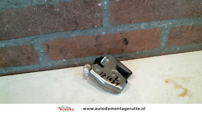 Gebruikte Slotmechaniek Achterklep Fiat Doblo O91703