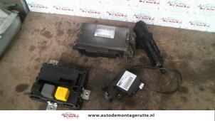 O82165 Gebruikte set cilindersloten (compleet) Lancia Y(Psilon)
