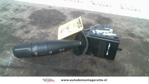 O101926 Gebruikte richtingaanwijzer schakelaar Peugeot 206