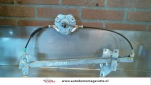 O78417 Gebruikte ruitmechaniek 4deurs links-voor Mitsubishi Carisma