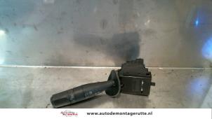 O101924 Gebruikte richtingaanwijzer schakelaar Peugeot 206