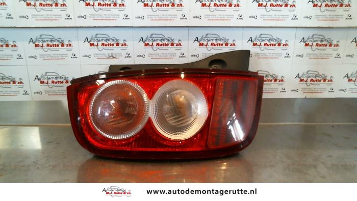 Gebruikte Achterlicht links Nissan Micra O93348