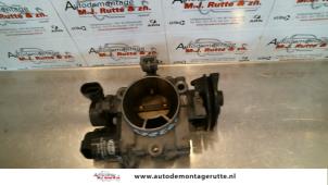 O123221 Gebruikte gasklephuis Renault Kangoo