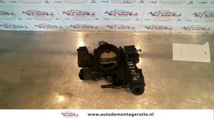 O123099 Gebruikte gasklephuis Citroen Picasso