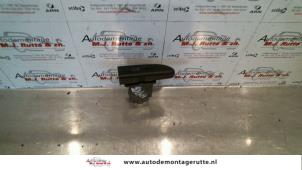 O132974 Gebruikte mistlamp schakelaar Hyundai Atos