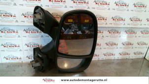 O87704 Gebruikte buitenspiegel rechts Renault Trafic