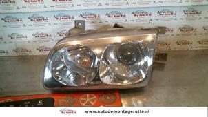 O72391 Gebruikte linker koplamp Hyundai Trajet