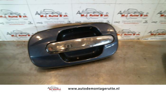 Gebruikte Portiergreep 4Deurs rechts-achter Hyundai Trajet O89607