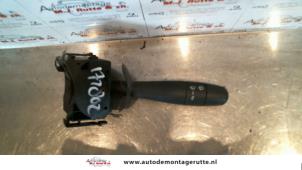 O103728 Gebruikte ruitenwis schakelaar Renault Trafic
