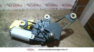 O97041 Gebruikte motor ruitenwisser achter Skoda Fabia