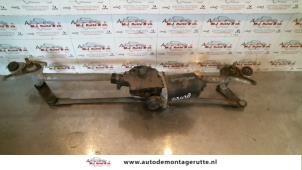 O118779 Gebruikte ruitenwismotor+mechaniek Mazda 6.