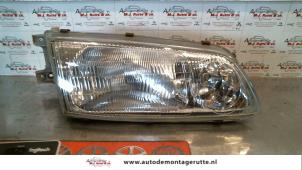 O73821 Gebruikte rechter koplamp Hyundai H200