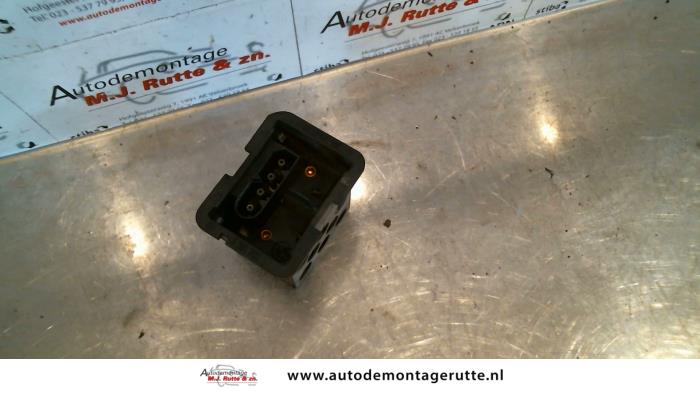 Gebruikte Kachel Weerstand BMW 3-Serie O130531