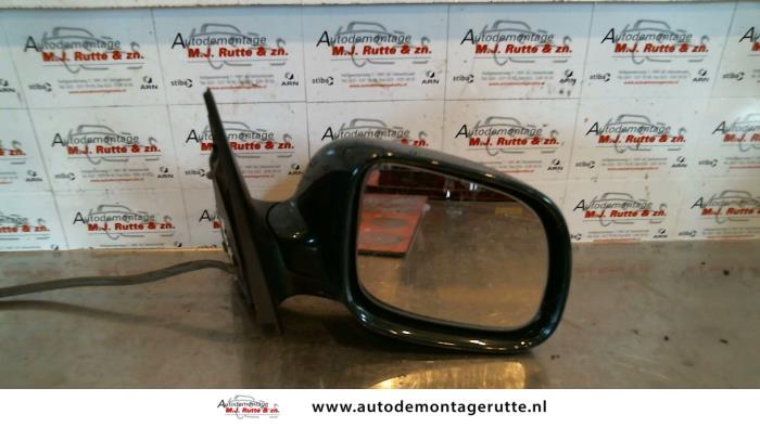 Gebruikte Buitenspiegel rechts Skoda Fabia O87319