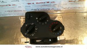 O100343 Gebruikte kachel bedieningspaneel Dacia Logan