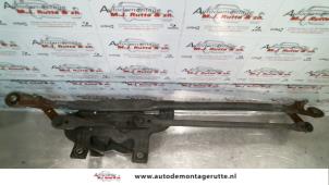 O118677 Gebruikte ruitenwismotor+mechaniek Alfa Romeo 145/146