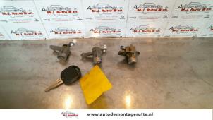 O92437 Gebruikte cilinderslot achter Daewoo Nubira