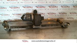 O118901 Gebruikte ruitenwismotor+mechaniek Daewoo Nubira