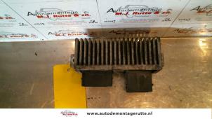 O117759 Gebruikte koeling module Renault Trafic