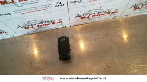 O76943 Gebruikte asr schakelaar Mercedes CLK