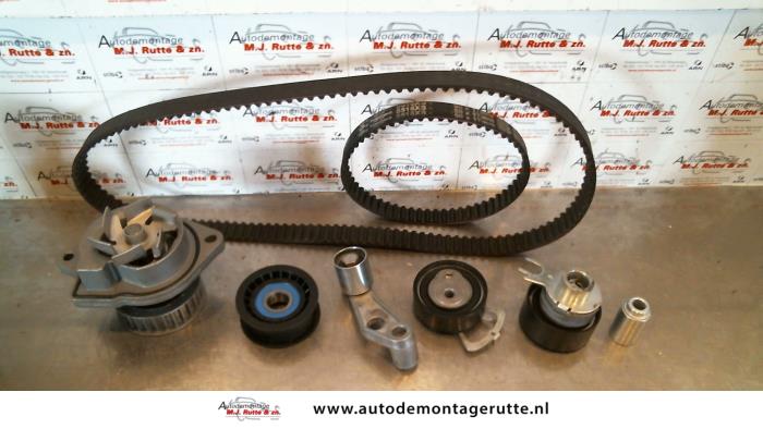 Gebruikte Waterpompset Volkswagen Lupo O117823