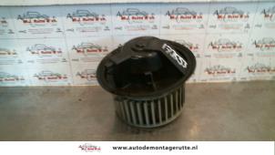 O129853 Gebruikte kachel ventilatiemotor Fiat Bravo