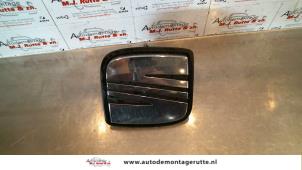 O92233 Gebruikte handgreep achterklep Seat Ibiza