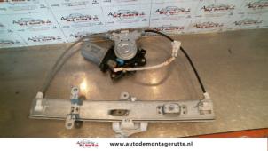 O89040 Gebruikte raammechaniek 4deurs links-achter Suzuki Liana