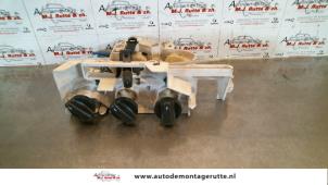 O100889 Gebruikte chaufage bedieningspaneel Toyota Corolla