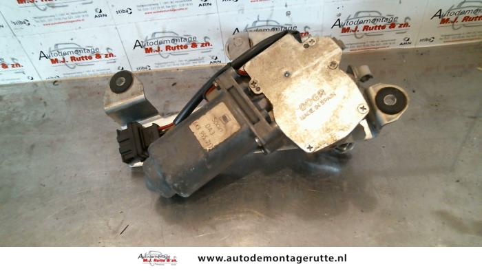 Gebruikte Ruitenwissermotor achter Seat Inca O97301