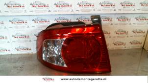 O93458 Gebruikte achterlicht links Kia Magentis