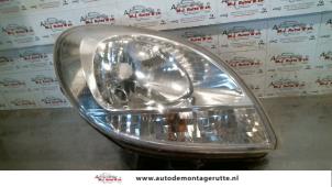 O73899 Gebruikte koplamp rechts Nissan Kubistar