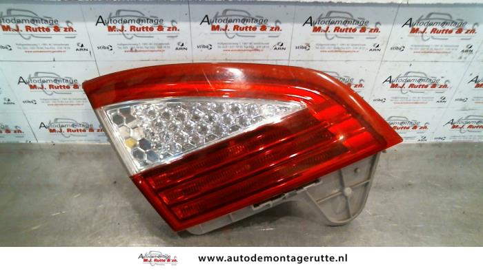Gebruikte Achterlicht links Ford Mondeo O92663