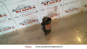 O115411 Gebruikte ruitensproeierpomp voor Ssang Yong Rexton
