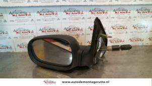 O85332 Gebruikte spiegel buiten links Renault Clio