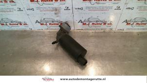 O115715 Gebruikte ruitensproeierpomp voor Toyota Avensis