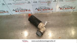 O115716 Gebruikte ruitensproeierpomp voor Toyota Avensis