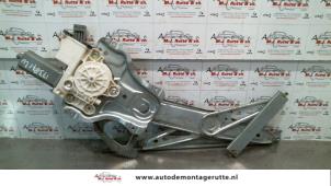 O78538 Gebruikte raammechaniek 4deurs links-voor Toyota Avensis
