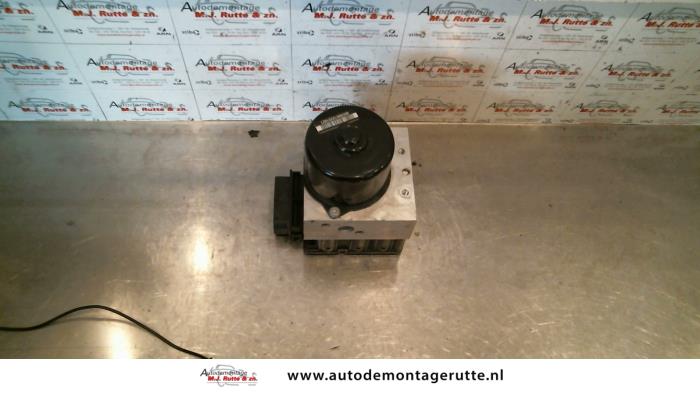 Gebruikte ABS Pomp Peugeot 206 O114835