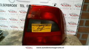 O94642 Gebruikte achterlicht rechts Opel Vectra