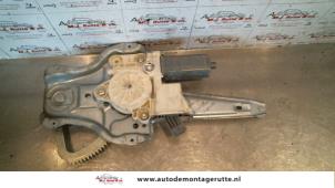 O89283 Gebruikte ruitmechaniek 4deurs rechts-achter Toyota Avensis