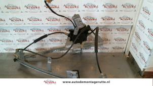 O132380 Gebruikte ruitmechaniek 4deurs links-voor Volkswagen Polo