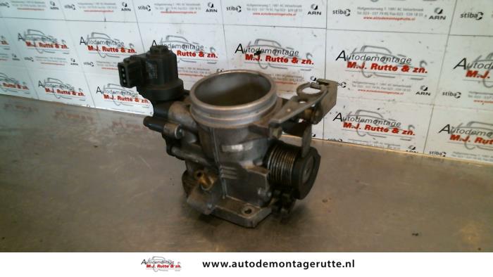 Gebruikte Gasklephuis BMW 3-Serie O122252