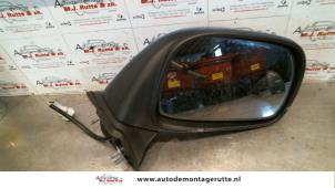 O86759 Gebruikte spiegel buiten rechts Opel Agila