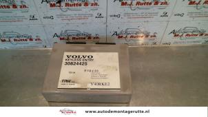 O90877 Gebruikte centrale deurvergrendelings module Volvo S40/V40
