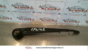 O97356 Gebruikte ruitenwisserarm achter Audi A4