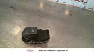 O108130 Gebruikte elektrisch raam schakelaar Volvo S60