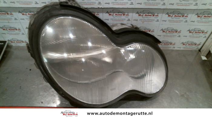 Gebruikte Koplamp rechts Mercedes C-Klasse O73319