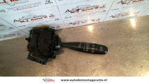 O103922 Gebruikte schakelaar ruitenwisser Toyota Yaris