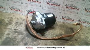 O112784 Gebruikte servo elektrisch Peugeot 107